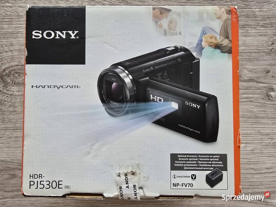 -10% Kamera Sony HDR-PJ530E z projektorem