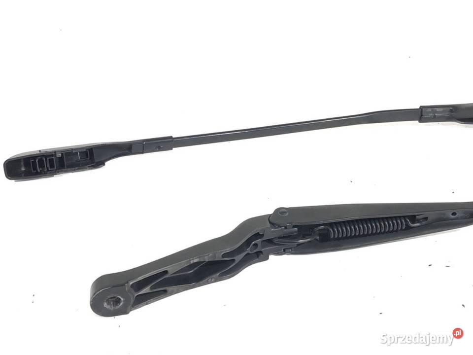 RAMIĘ WYCIERACZKI KOMPLET PRZÓD AUDI Q5 FY osobowe