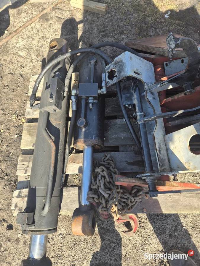 Ładowarka Massey Ferguson MF8926 Bobcat Merlo na Bydgoszcz