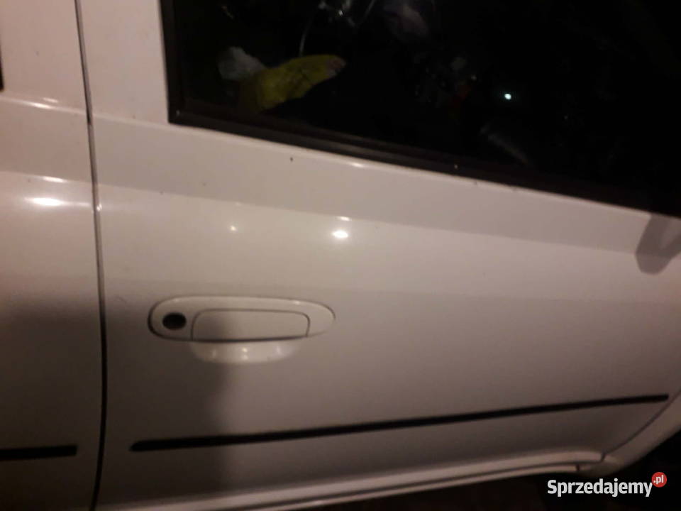 Toyota yaris 2003 uszkodzony tył Łęczyca