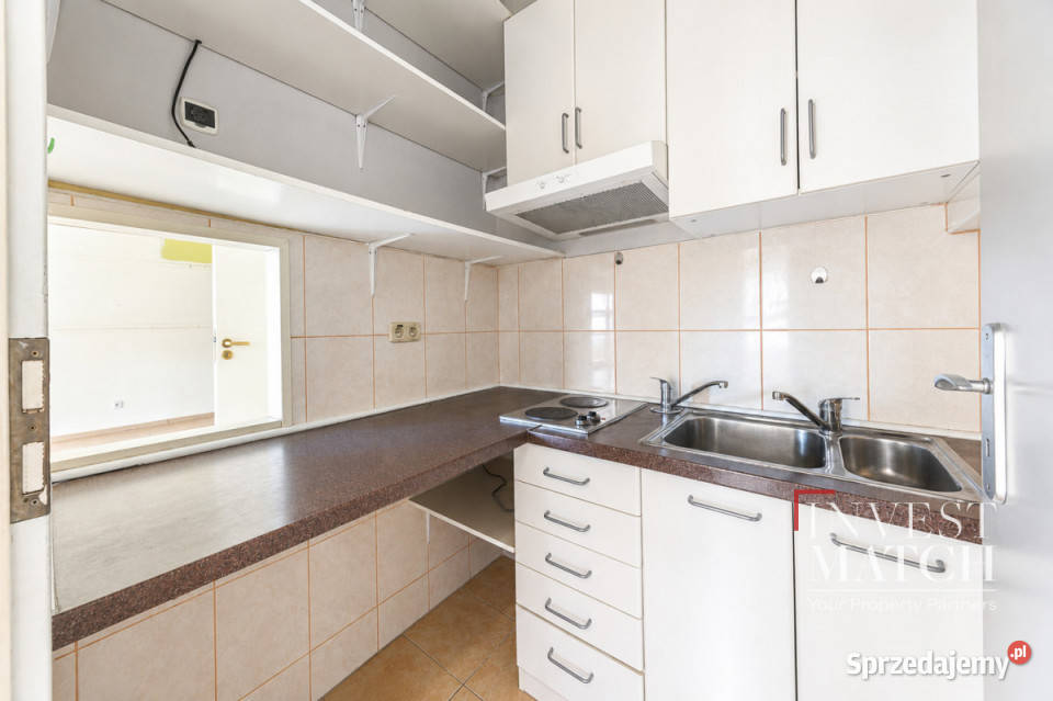 sprzedaży lokalu Warszawa Ostrobramska 631m2 Ilość pomieszczeń 8