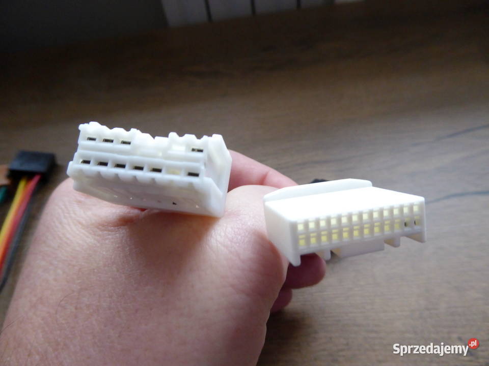 Kostki przejsciowki do podlaczenia radia Ełk