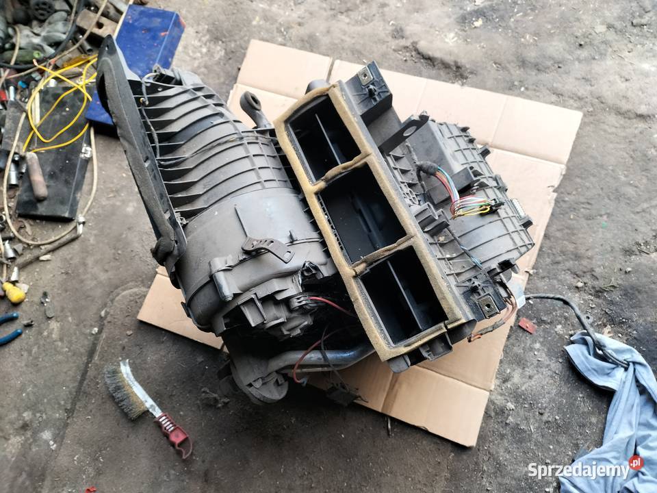 nagrzewnica obudowa nagrzewnicy Renault Megane Kamień-Kolonia
