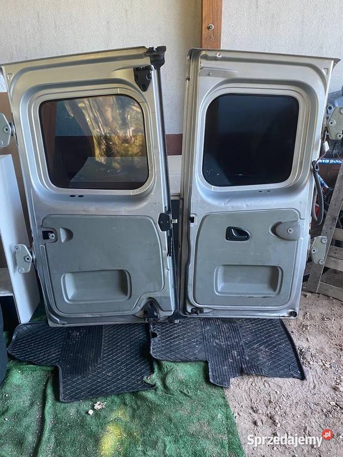 Tylne kompletne drzwi Vivaro Trafic Primastar Mostki sprzedam