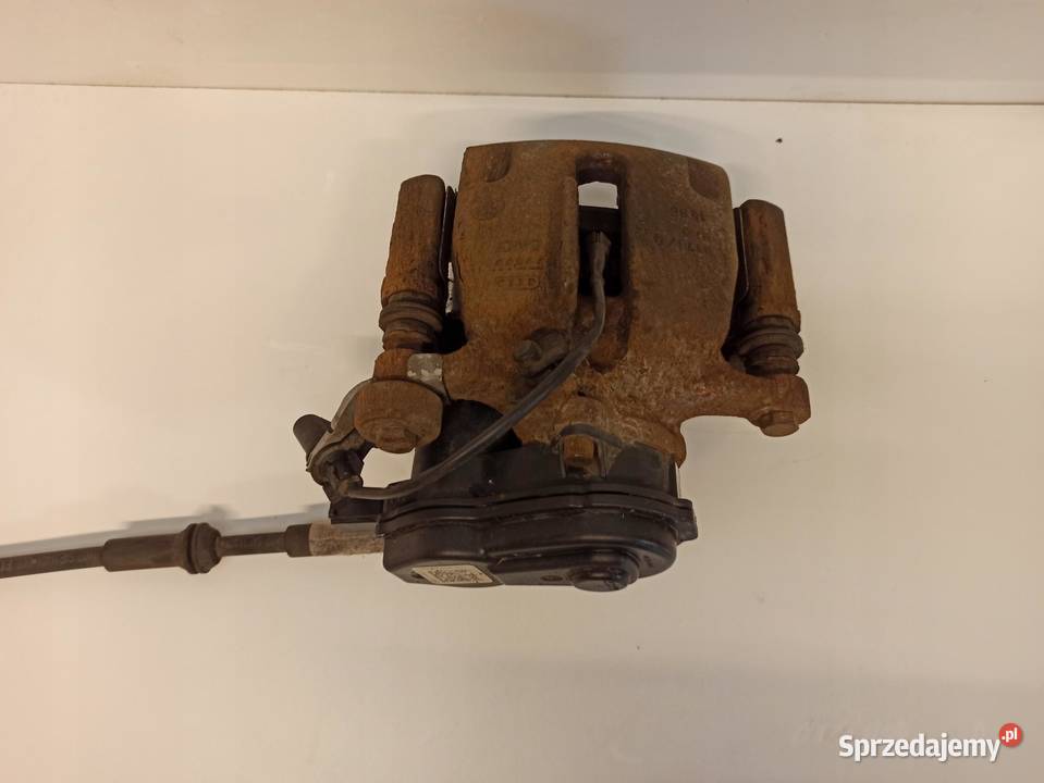 ZACISK HAMULCOWY LEWY TYŁ 4G0405BD