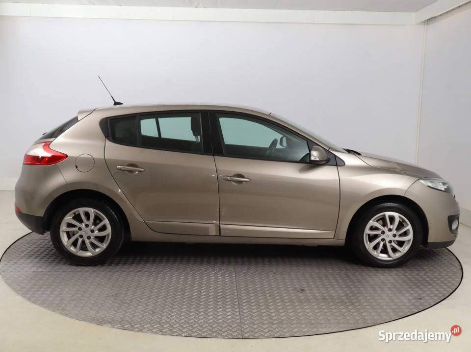 Renault Megane 14 TCe 130491km Bielany Wrocławskie