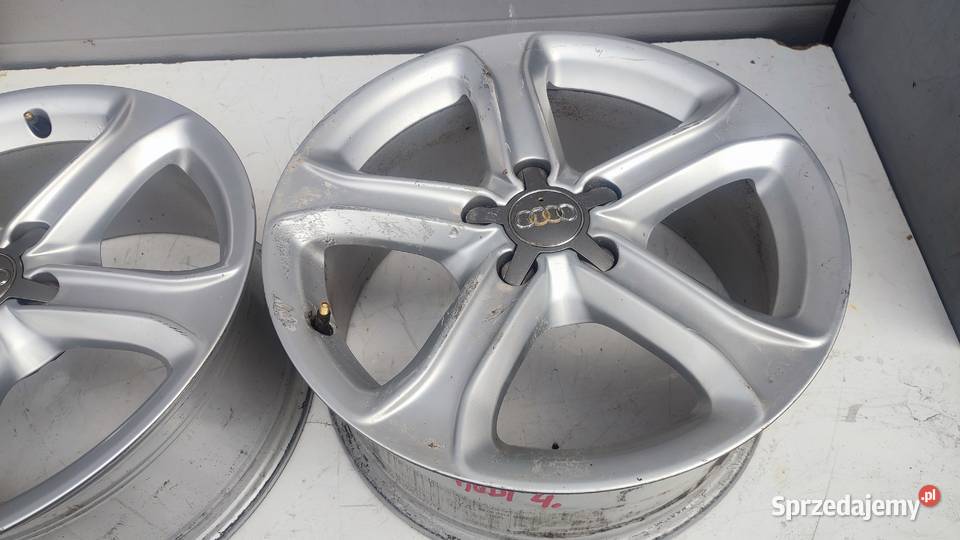 FELGA ALUFELGA 17 Audi A4 B8 8K0 75Jx17 ET45 Włoszczowa