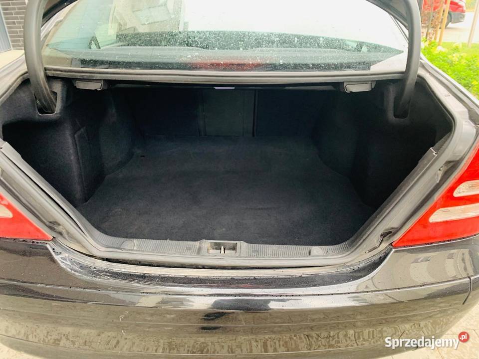 Mercedes c w203 sedan benzyna z LPG zachodniopomorskie Szczecin sprzedam