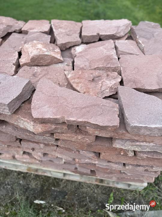 Piaskowiec czerwony murek grilla ścieżkę w
