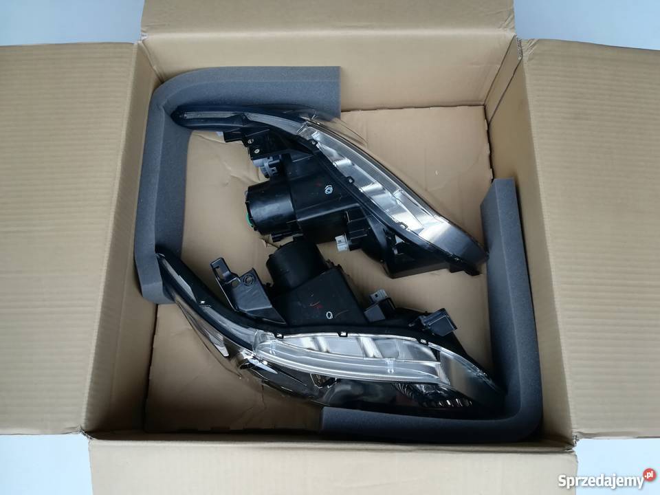 LAMPA PRZÓD PRAWA LEWA INFINITI FX35 FX45 NOWA Uniwersalne wielkopolskie Nowy Tomyśl sprzedam
