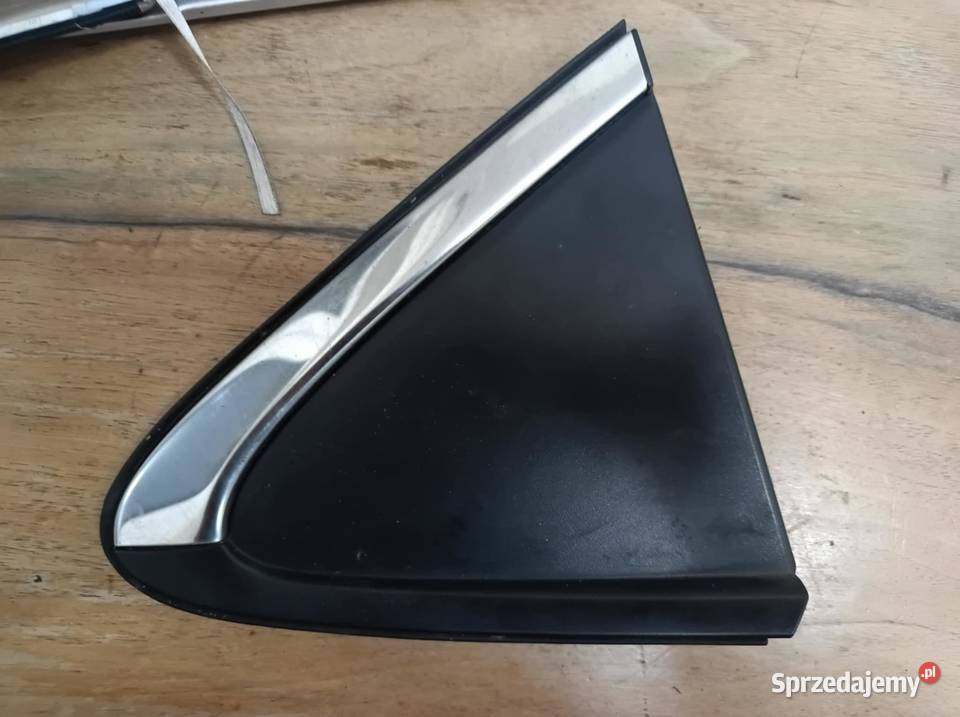 Toyota Corolla E21 sedan listwa błotnika prawa mazowieckie Warszawa