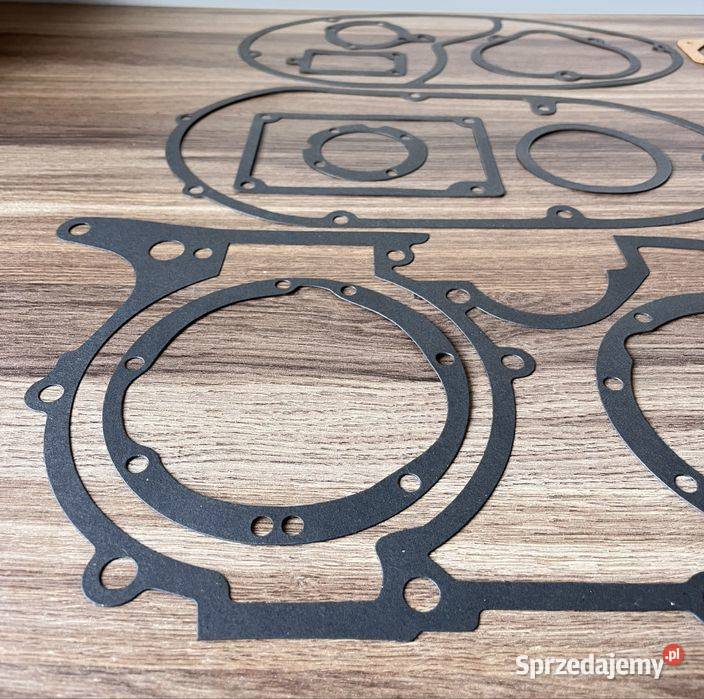 NOWE POLSKIE USZCZELKI SILNIKA JUNAK M10 śląskie Bielsko-Biała