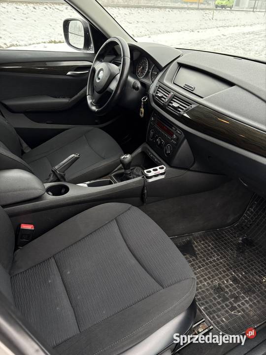 BMW X1 perfekcyjny stan auta 2000cm3 mazowieckie sprzedam