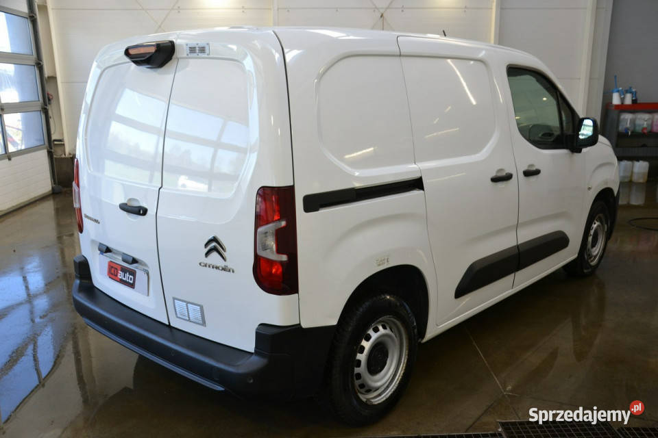 Citroen Berlingo 15 bluehdi 100 niski przebieg 109042km Samochody dostawcze Kęty sprzedam