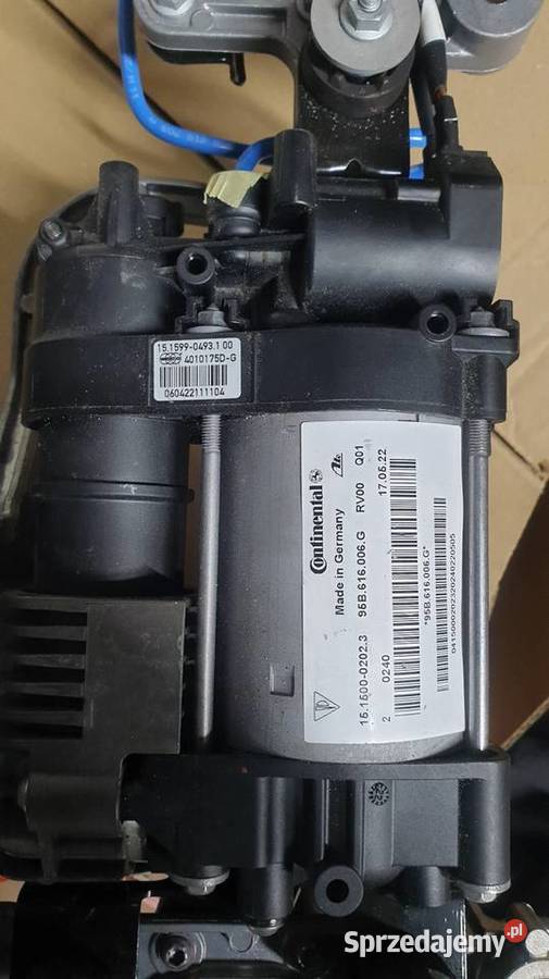 Kompresor zawieszenia pneumatycznego Porsche Rok produkcji 2022 świętokrzyskie