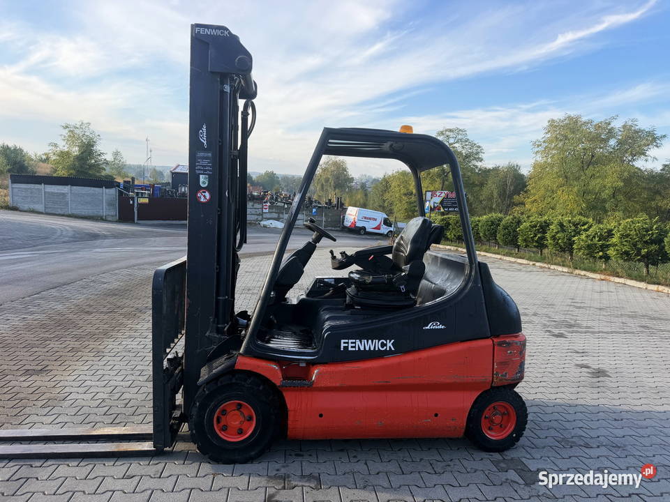 wózek widłowy elektryczny LINDE E2502 Triplex Działoszyn