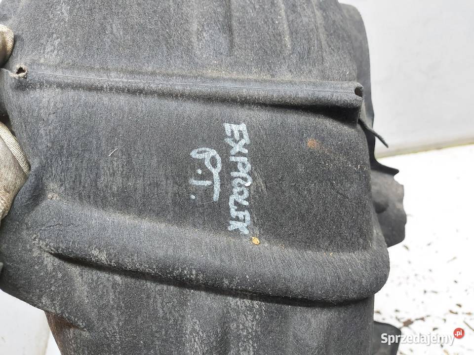 Ford Explorer VII R2KB NADKOLE PRAWY TYŁ