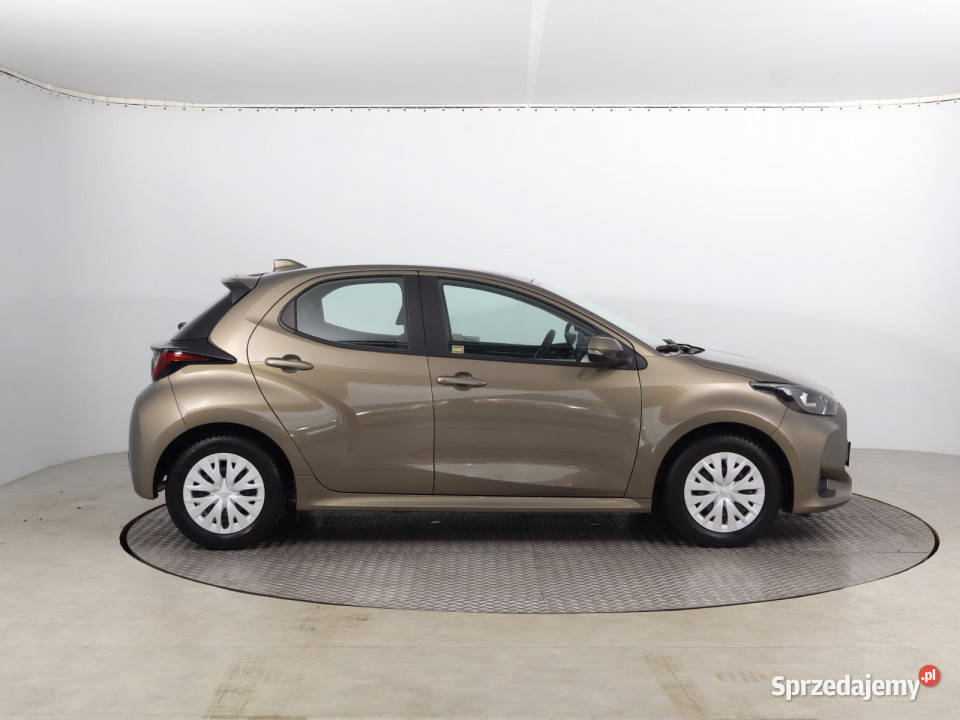 Toyota Yaris 15 VVTi Hybrid ESP Bielany Wrocławskie