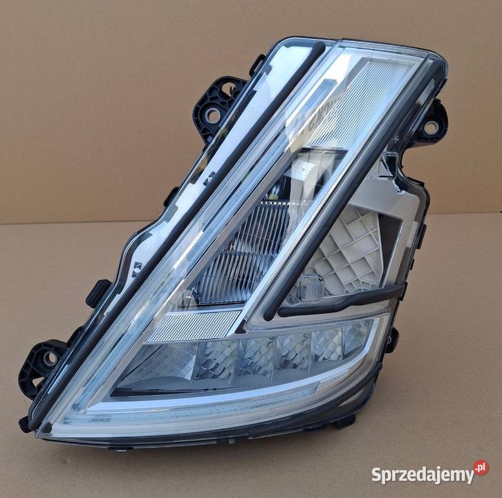 VOLVO FH5 FH 5 REFLEKTOR LEWY FULL LED LAMPA Lampy przednie lubuskie Bieleń