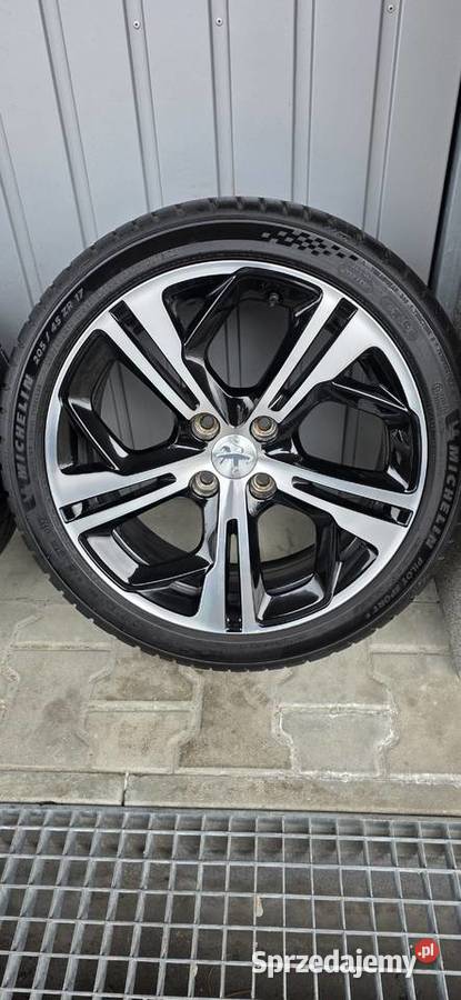 Oryginalne koła Peugeot R17 4x108Opony letnie dolnośląskie Jelcz-Laskowice