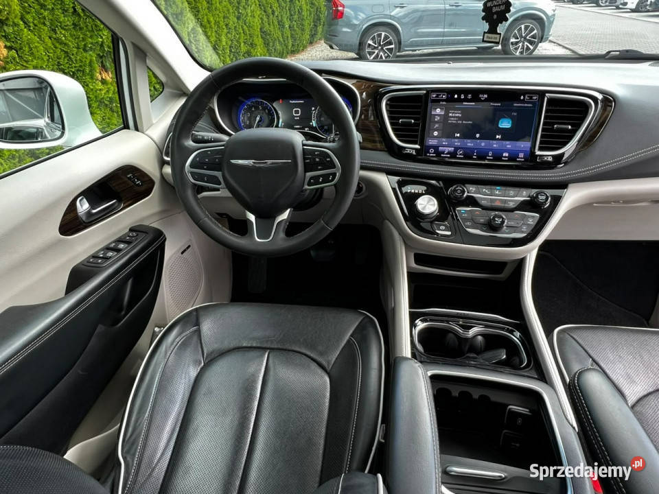 Chrysler Pacifica LIMITED Panorama HarmanKardon Baranowo