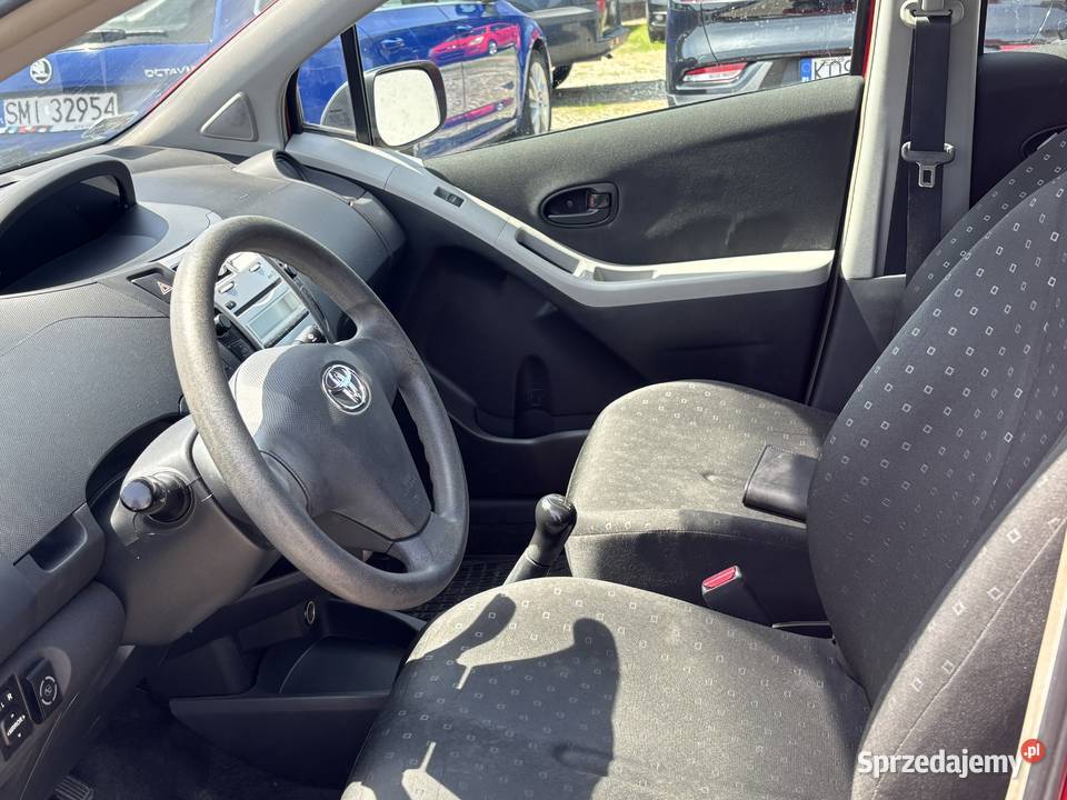 Toyota Yaris 2010r GWARANCJA 4/5 śląskie Paniówki sprzedam