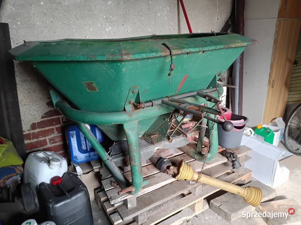 Rozsiewacz amazone 400l z nadstawką Amazone Biadacz