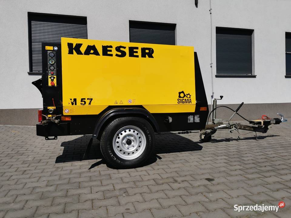 2015r 5700L SALON 1700mth Sprężarka śrubowa Borzęcice