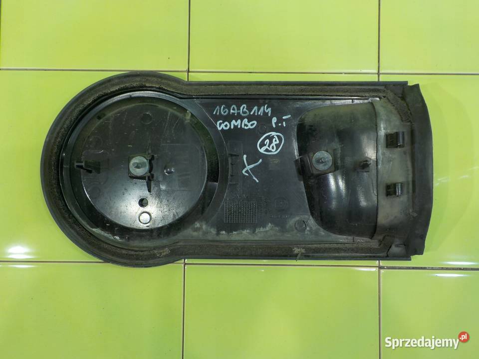 OPEL COMBO D 13 CDTI 16r L1H1 emblemat blenda mazowieckie Suków