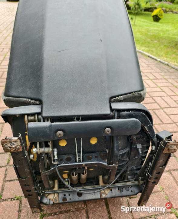 Fotel pasażera prawy przód BMW E36 sedan Części samochodowe lubelskie Komarówka Podlaska sprzedam