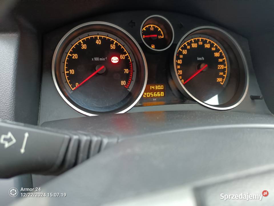 Opel ASTRA KOMBI 16 B 105