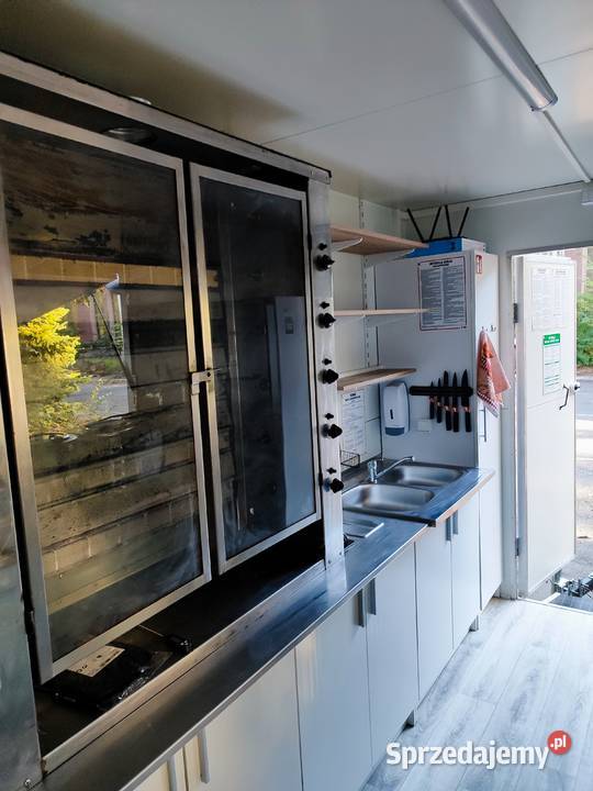 Przyczepa gastronomiczna 4x2mkurczak z rożnafood Wrocław sprzedam