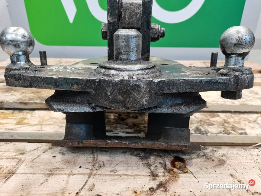 Deutzfahr 8250 Agrotron Zaczep dolny Piton Fix sprzedam