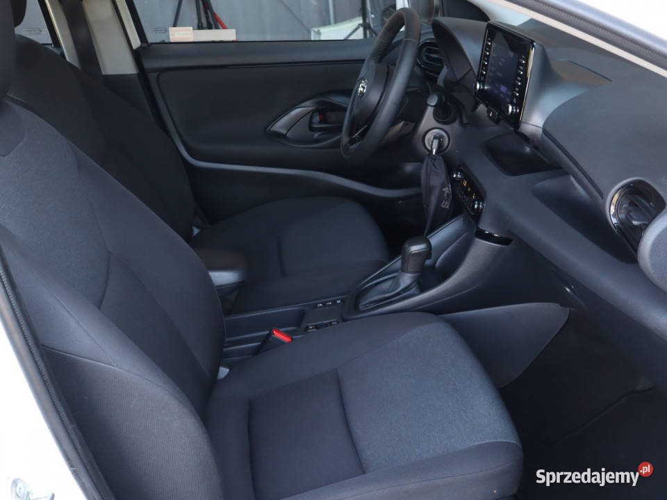 Toyota Yaris 15 VVTi Hybrid Bielany Wrocławskie