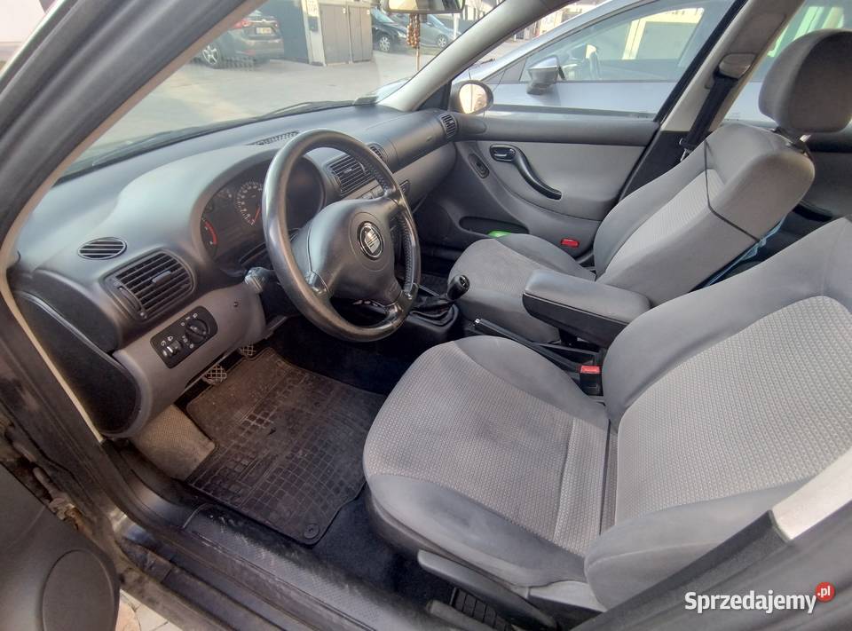 Seat Toledo II z 2003 roku z polskiego salonu diesel Wrocław