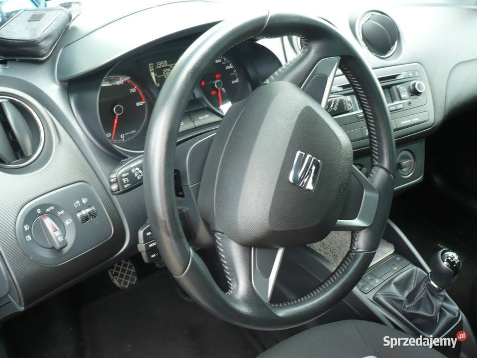 Seat Ibiza Niski Przebieg Piękny kolor Sztum