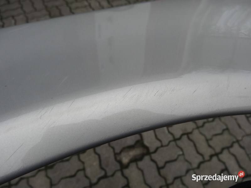 AUDI A8 D2 9902 BLOTNIK PRAWY PRZOD ZLOTY osobowe