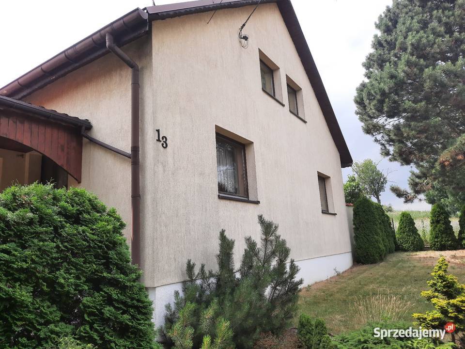 Dom wolnostojący w Gniewkowicach koło Kietrza Domy opolskie Chróścielów