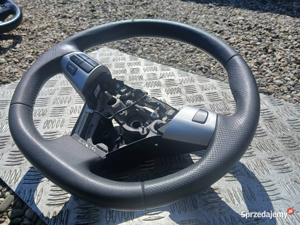 Kierownica skórzana Toyota Auris I lift 0912r Rok produkcji 2010