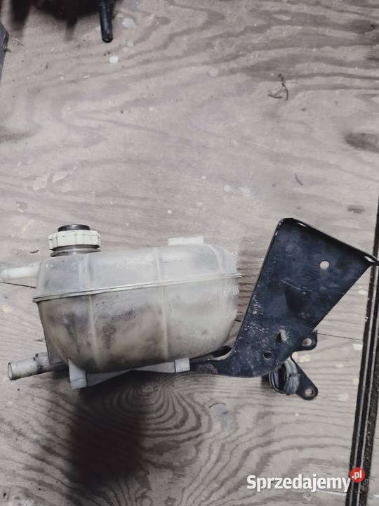 Zbiorniczek wyrównawczy Renault master