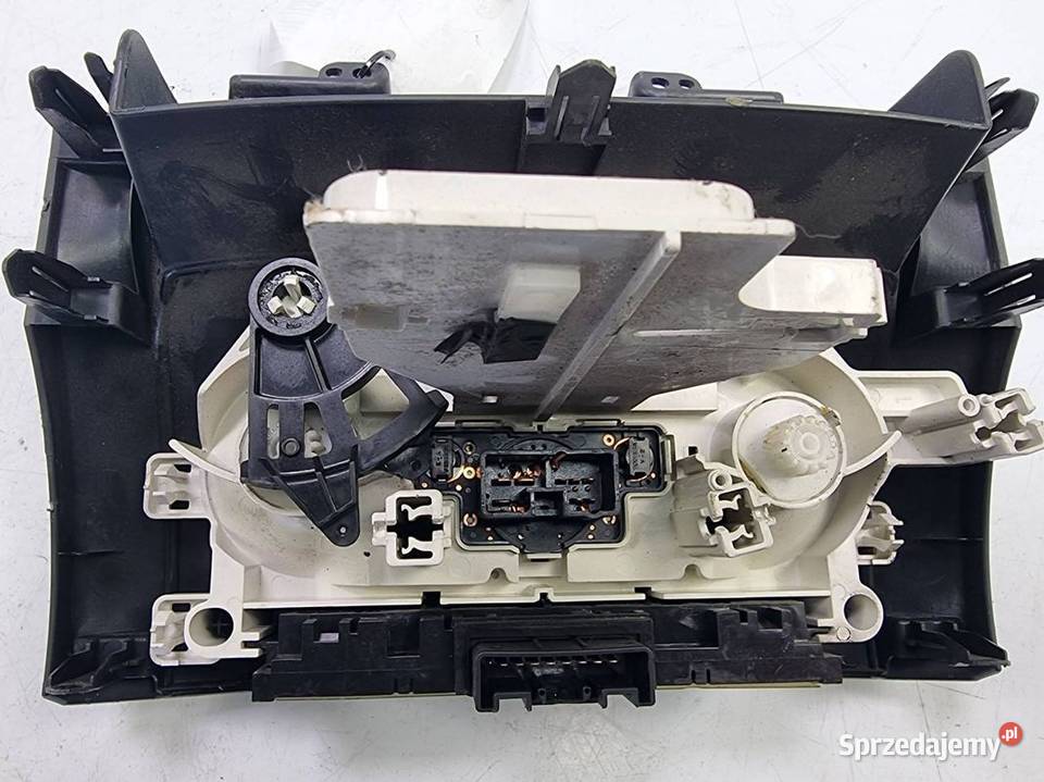PANEL KLIMATYZACJI DAIHATSU SIRION Lipno