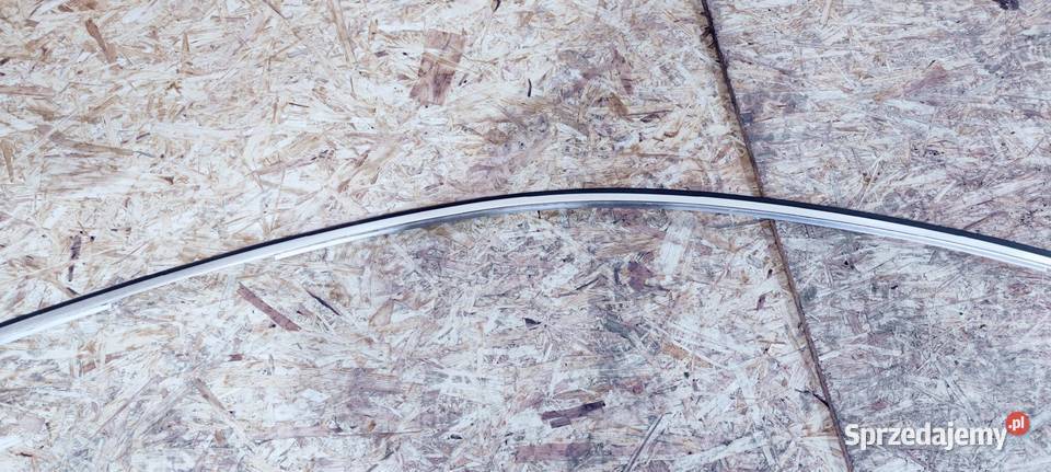 LISTWA CHROM PRAWA KAROSERYJNA AUDI A5 8T Listwy i nakładki śląskie Przystajń