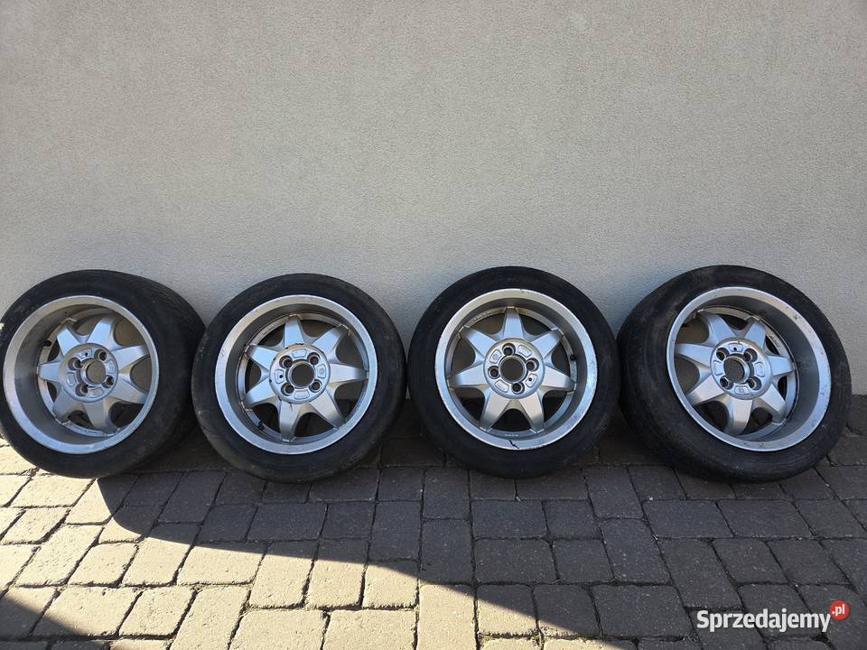 Alufelgi 15 Fiat 126p Firma MOMO Średnica 15" lubelskie