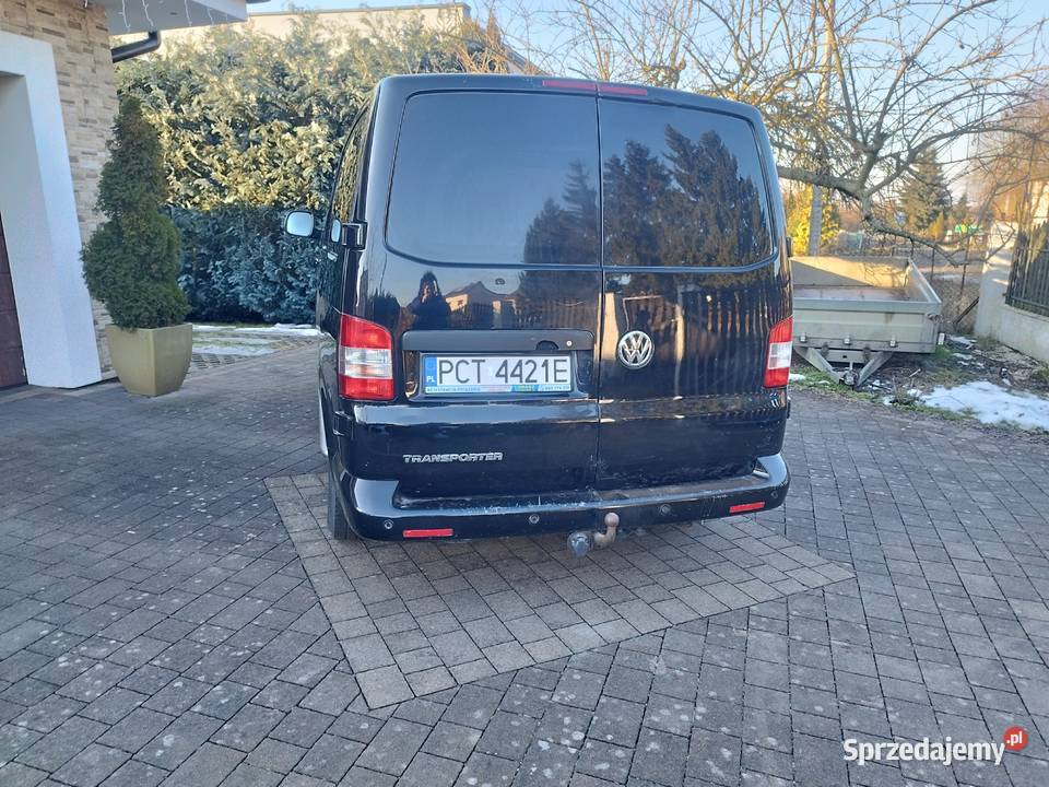 Sprzedam VW T5 2litry 140 blaszak z fabryczną nieuszkodzony
