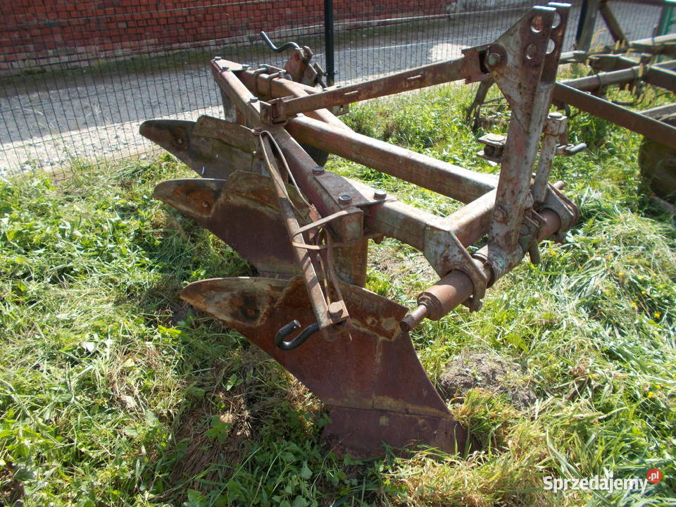Pług 3 skibowy nowy typ opolskie Brzeg