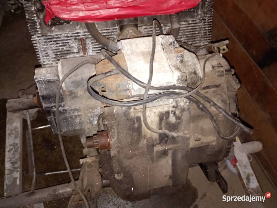 Części Suzuki gsx 750 Brzeg