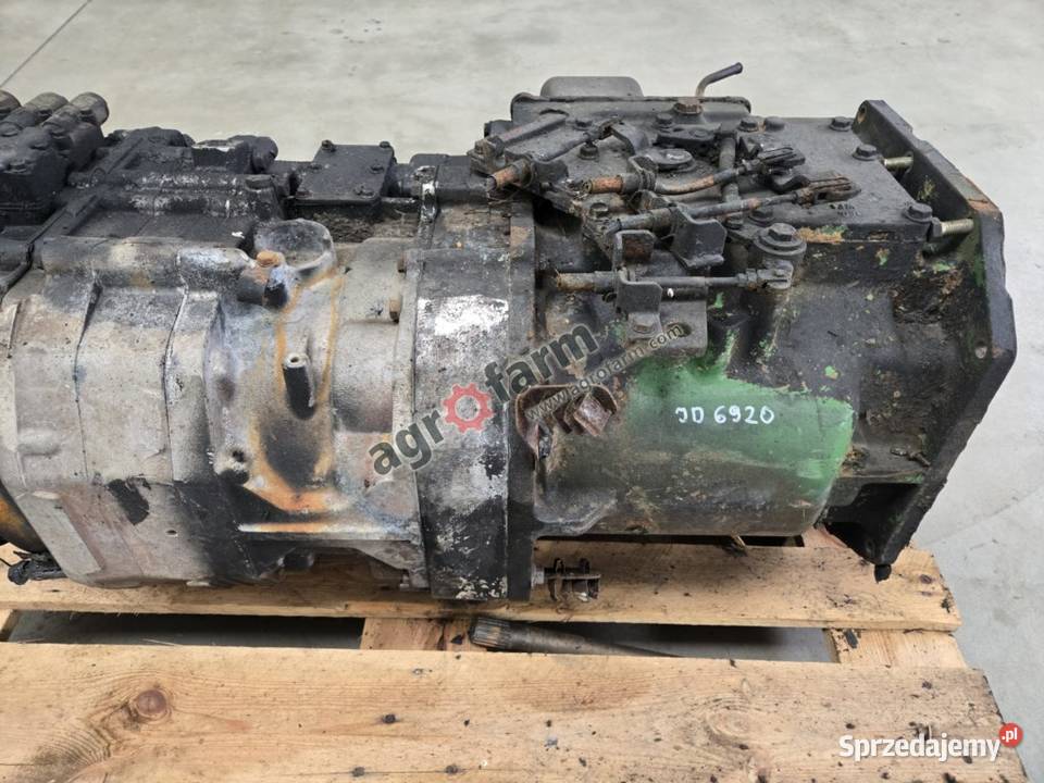 Skrzynia biegów John Deere 6920 PowrQuad Byków