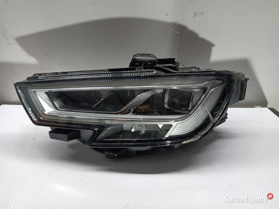 LAMPA PRZÓD PRZEDNIA LEWA AUDI A3 8V LIFT