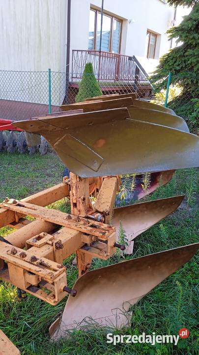 Sprzedam pług 3 skibowy obrotowy nieuszkodzony Bielany Duże