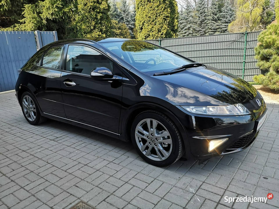 Honda Civic 18 IVTEC 140 Klimatronic Tempomat światła przeciwmgielne Strzegom